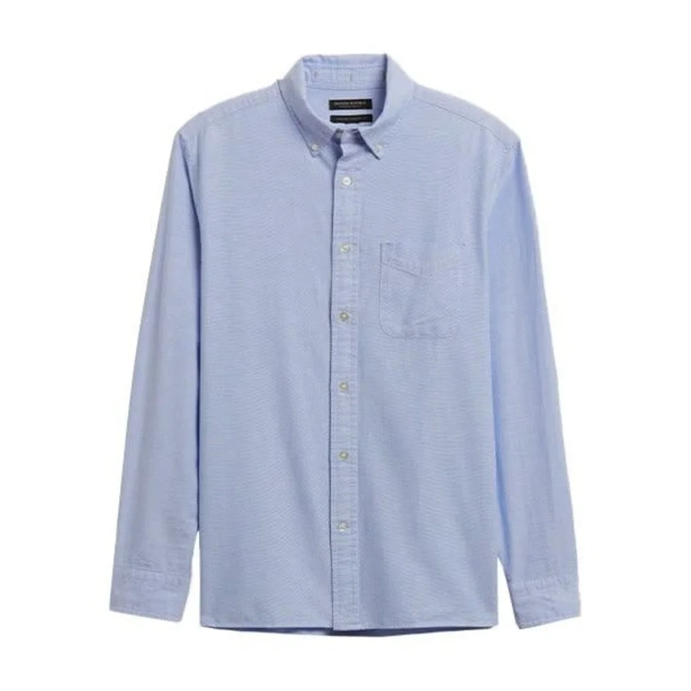 Banana Republic Oxford Shirt Mens XL Light Blue Untucked Fit Cotton Button Down‎